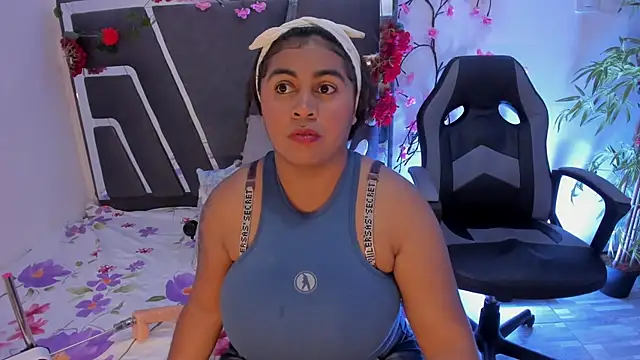 AndreaSweet2 online show from December 5, 8:16 pm