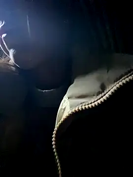 Snapshot of Huong-Ly chatting on November 27, 7:54 am Huong-Ly online show from November 27, 7:54 am