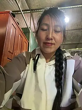 Huong-Ly online show from February 21, 6:03 am