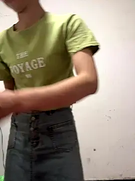 crhong666 online show from September 24, 11:52 pm