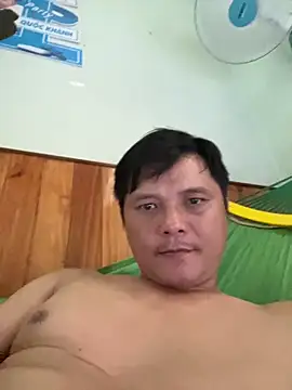 Snapshot of hotboy2x chatting on June 27, 2:05 am hotboy2x online show from June 27, 2:05 am