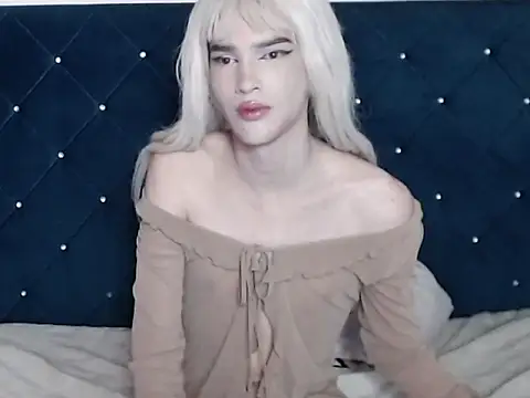 Snapshot of juunsora chatting on December 2, 3:23 am juunsora online show from December 2, 3:23 am