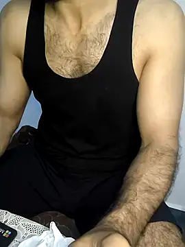 Snapshot of yazin199 chatting on October 1, 11:00 pm yazin199 online show from October 1, 11:00 pm