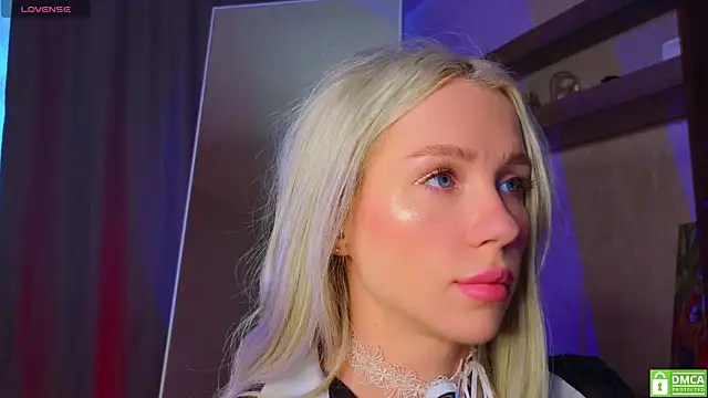 KittenFang online show from April 5, 10:45 am