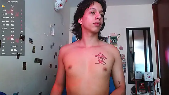 Snapshot of DannyPhantom555 chatting on October 19, 4:29 pm DannyPhantom555 online show from October 19, 4:29 pm