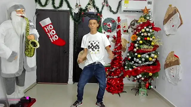 Snapshot of Playhardsex_ chatting on December 16, 10:59 pm Playhardsex online show from December 16, 10:59 pm