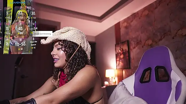 hannachris- online show from November 5, 11:27 pm