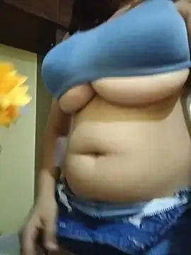 Snapshot of Hott_Muskan chatting on June 21, 7:27 pm Hott Muskan online show from June 21, 7:27 pm