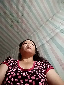 Love-Mama33 online show from November 15, 10:37 pm