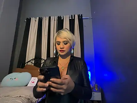 12inchhugecock online show from March 25, 4:07 am