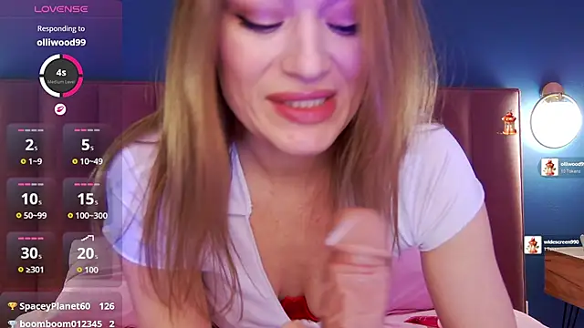 EvelynPoole online show from March 30, 1:39 am