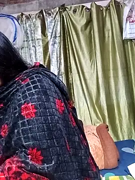 Snapshot of BOBITA_1 chatting on December 18, 4:07 am BOBITA 1 online show from December 18, 4:07 am