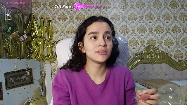 JessB  online show from March 30, 7:15 pm