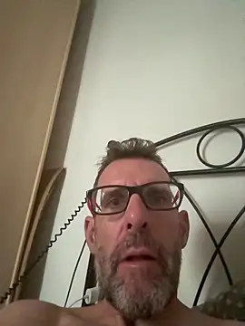 gigolobcn online show from September 8, 5:23 pm