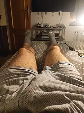 gigolobcn online show from October 11, 3:06 am