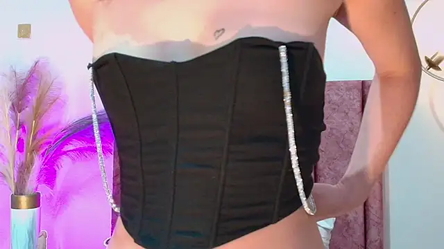 AelinDuvalier online show from November 14, 6:50 pm