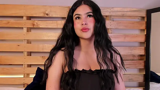 Emma  clark  online show from September 24, 12:52 pm