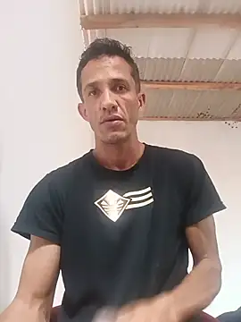 Snapshot of ninfourso chatting on July 3, 2:23 pm ninfourso online show from July 3, 2:23 pm