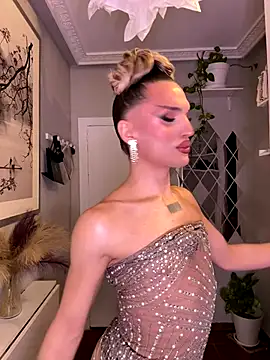 Snapshot of lacattiva chatting on September 28, 12:05 am lacattiva online show from September 28, 12:05 am