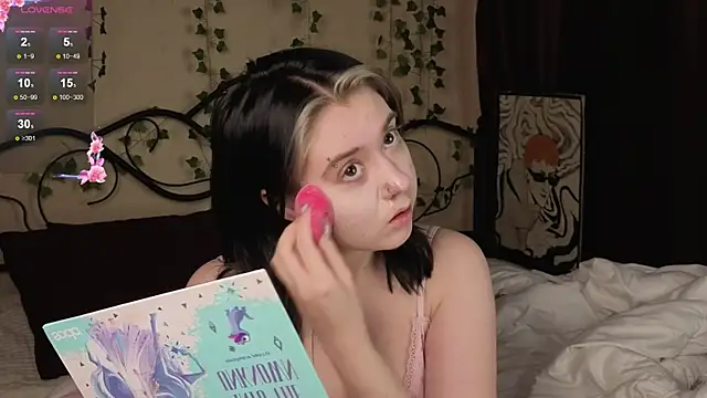 IrisSoCute online show from December 19, 7:04 am