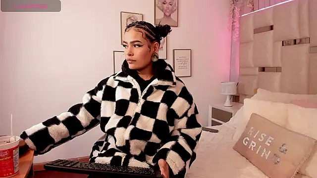 Cleo-smith online show from December 18, 3:56 am