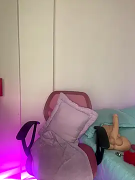 Zara Bel online show from December 5, 6:37 pm