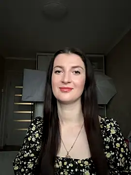 EvelinCuper online show from November 19, 6:24 am