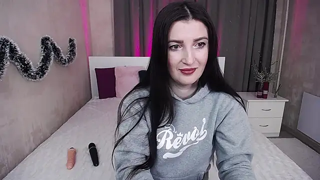 EvelinCuper online show from January 19, 6:17 am