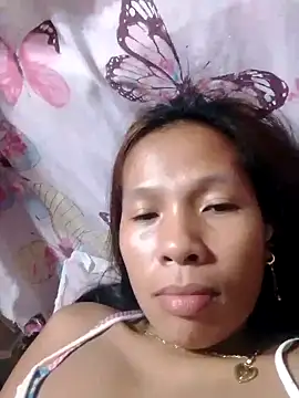 HotNaughtyGirl23 online show from September 11, 9:20 am