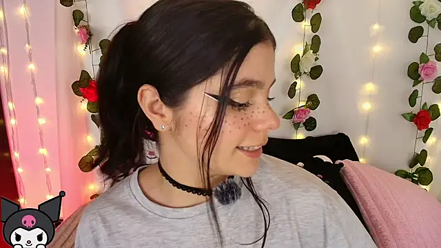 cutee andrea online show from December 3, 3:03 am