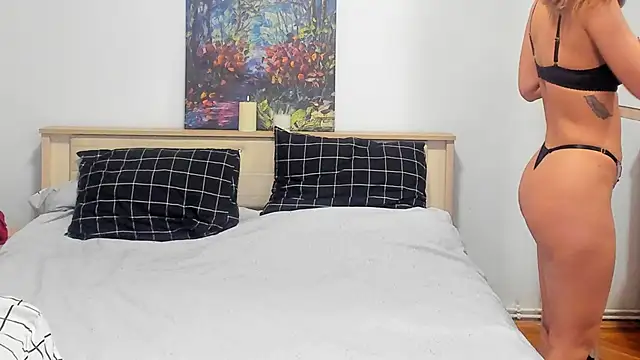 Snapshot of Ava_Carterr chatting on February 4, 5:02 am Ava Carterr online show from February 4, 5:02 am