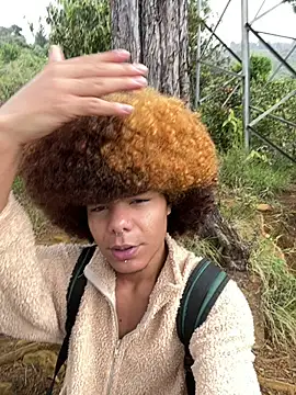 Snapshot of Alexis_Spicter chatting on December 16, 5:07 pm Alexis Spicter online show from December 16, 5:07 pm