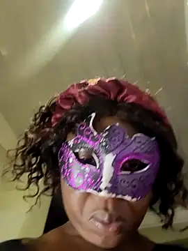 malaika1999 online show from March 4, 4:35 pm