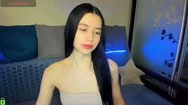 SelinLi online show from February 27, 8:14 am