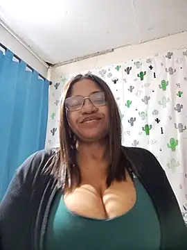 Snapshot of Avannay chatting on February 27, 2:11 am Avannay online show from February 27, 2:11 am