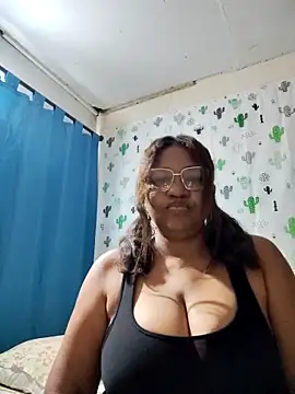 Snapshot of Avannay chatting on March 18, 12:03 am Avannay online show from March 18, 12:03 am