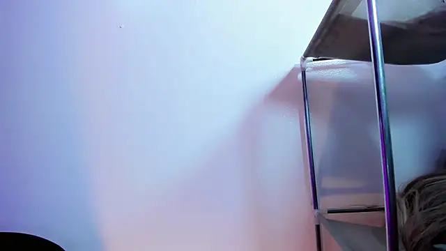 Britany montiel online show from April 15, 7:10 pm