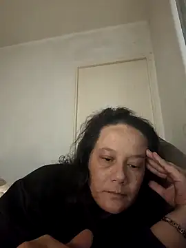 zeousseelphie online show from September 26, 5:33 am