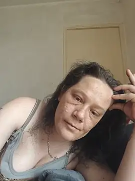 zeousseelphie online show from May 31, 1:07 pm