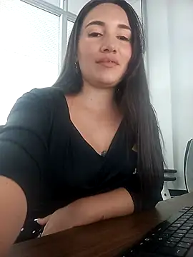 Snapshot of xxx_Alice_ chatting on September 28, 3:06 pm xxx Alice  online show from September 28, 3:06 pm