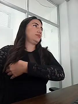 Snapshot of xxx_Alice_ chatting on October 12, 12:04 pm xxx Alice  online show from October 12, 12:04 pm