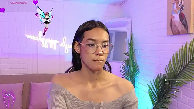 artemiss tay online show from November 6, 7:04 pm