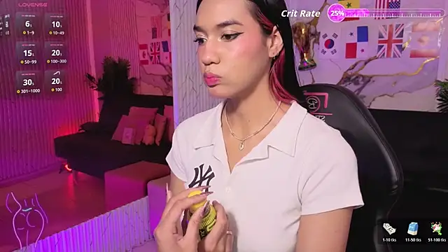 Snapshot of artemiss_tay chatting on July 9, 7:29 pm artemiss tay online show from July 9, 7:29 pm
