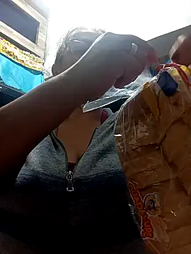 Lady 16 online show from December 2, 1:55 am