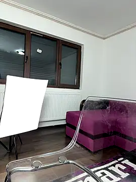 Snapshot of MiaKiittyy chatting on November 1, 1:07 am MiaKiittyy online show from November 1, 1:07 am