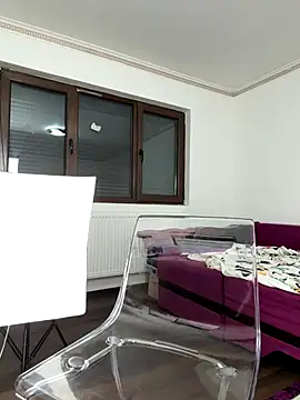 Snapshot of MiaKiittyy chatting on November 13, 1:04 am MiaKiittyy online show from November 13, 1:04 am