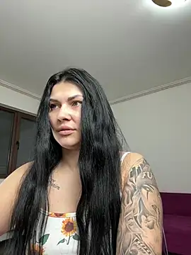 MiaKiittyy online show from January 14, 5:40 pm