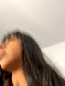 Aleja ruizz online show from November 26, 8:21 pm