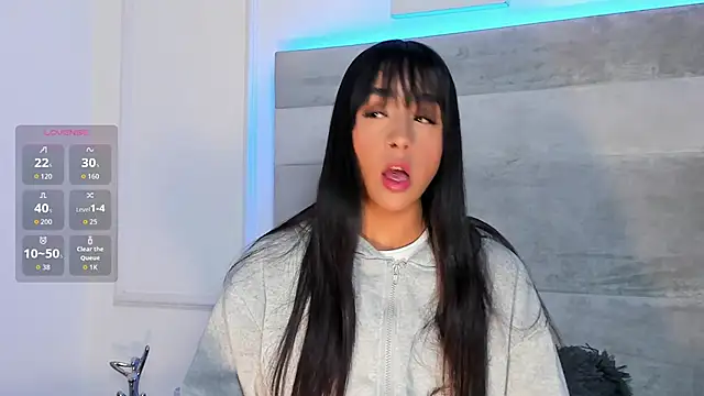 Aleja ruizz online show from December 15, 1:54 am