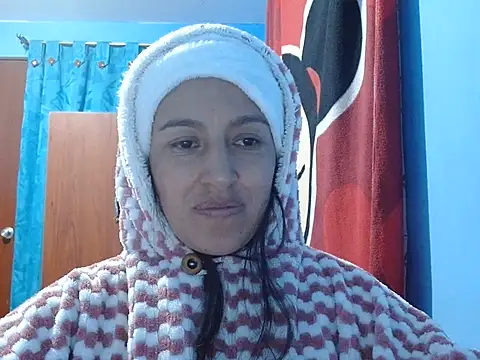 Snapshot of SarahFriendly chatting on July 3, 12:50 am SarahFriendly online show from July 3, 12:50 am